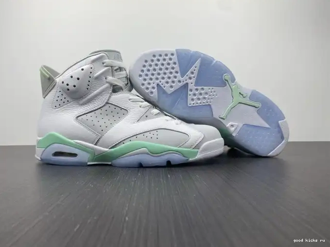 DQ4914-103 WMNS Air Jordan 6 Mint Foam 0513